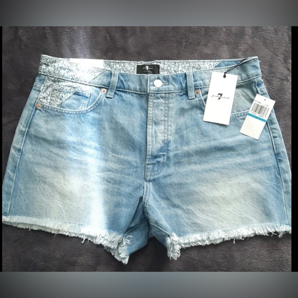 7 For All Mankind Monroe jean shorts - Picture 4 of 7